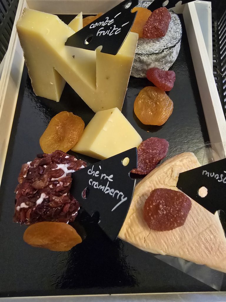 maison fauvet plateau fromages 20251223 154712